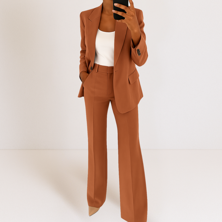 Melanie - Chic en ensemble